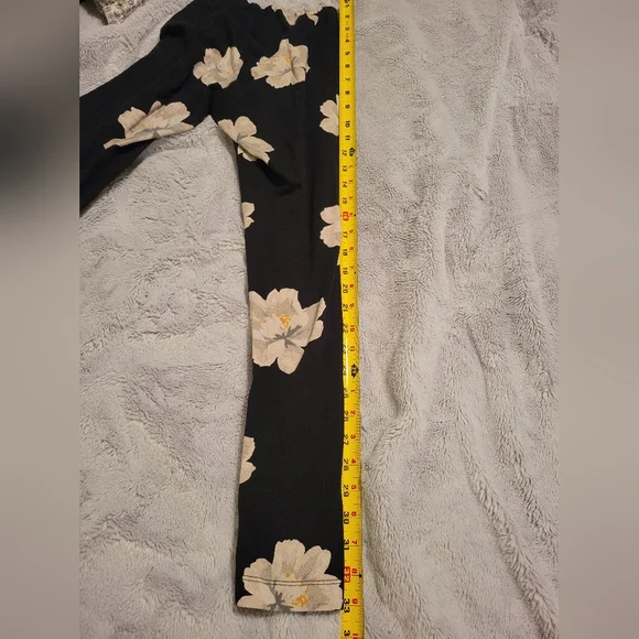 Old Navy Leggings Lot of 3 Women's Small - Picture 7 of 11